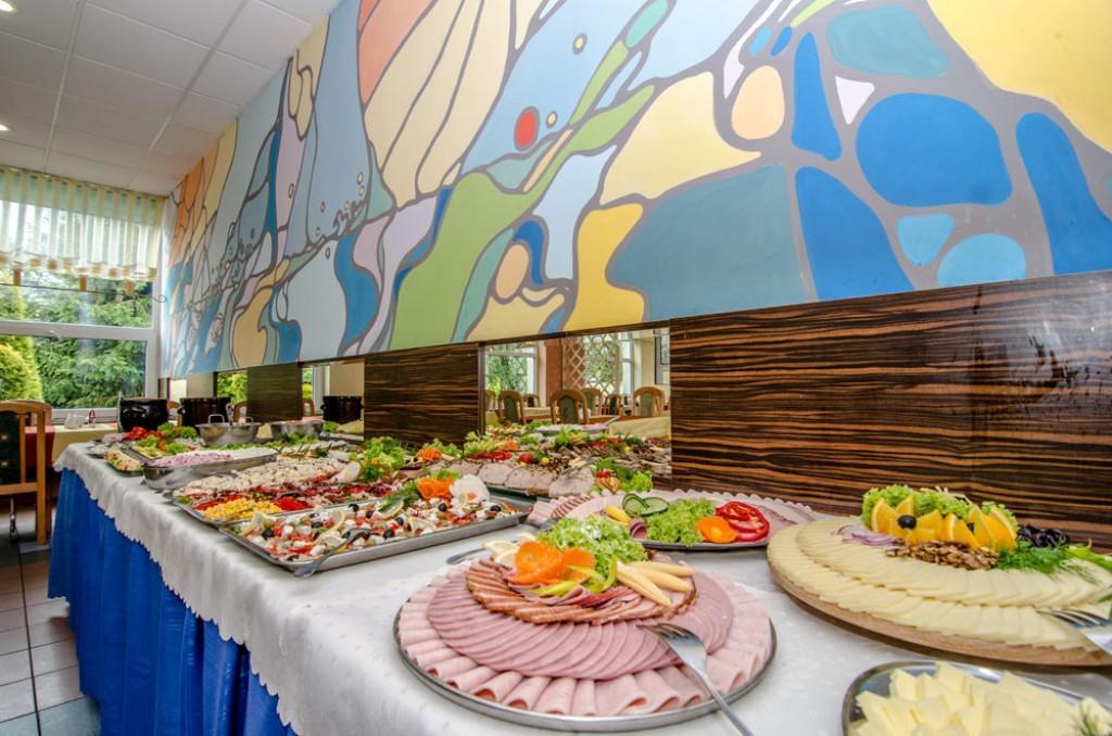 Hôtel Osrodek Wypoczynkowy Zlota Plaza à Mielno  Extérieur photo